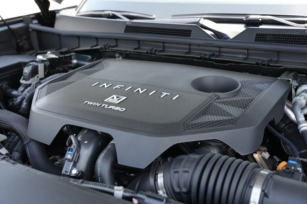 Thumbnail: 2026 INFINITI QX80 - 7