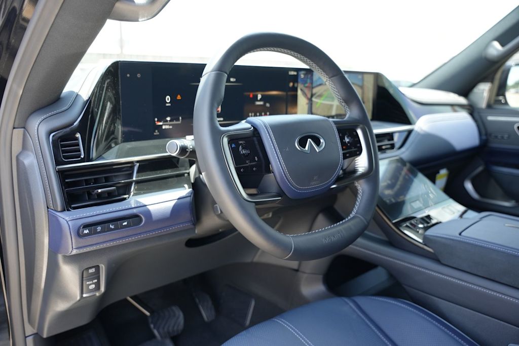 Thumbnail: 2026 INFINITI QX80 - 12