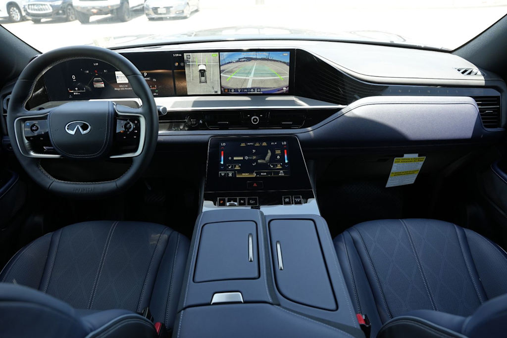 Thumbnail: 2026 INFINITI QX80 - 2