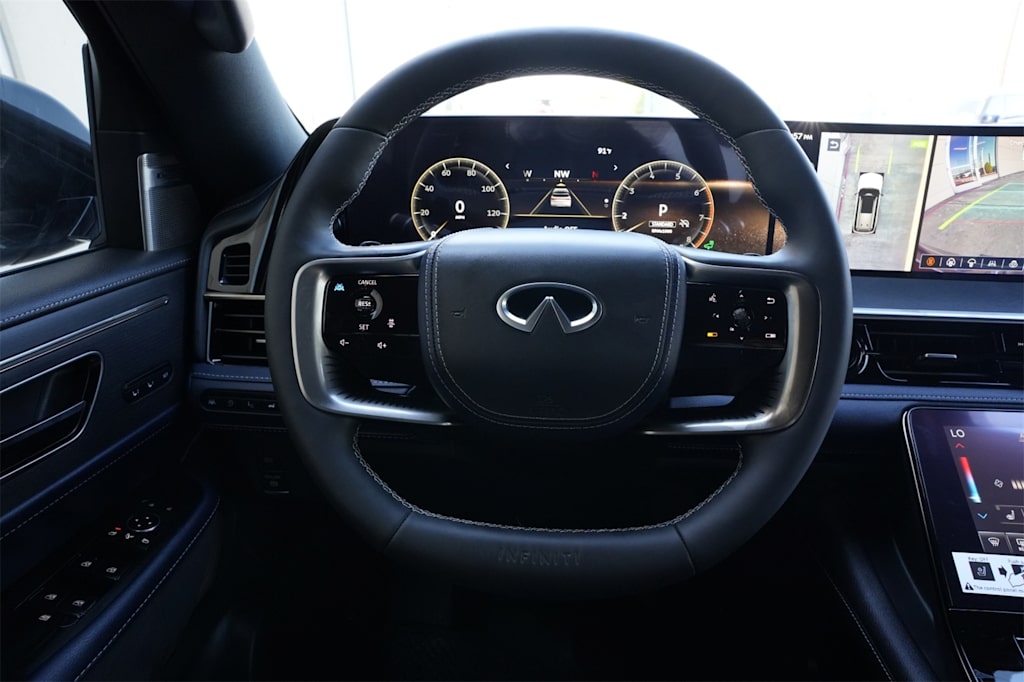 Thumbnail: 2026 INFINITI QX80 - 9