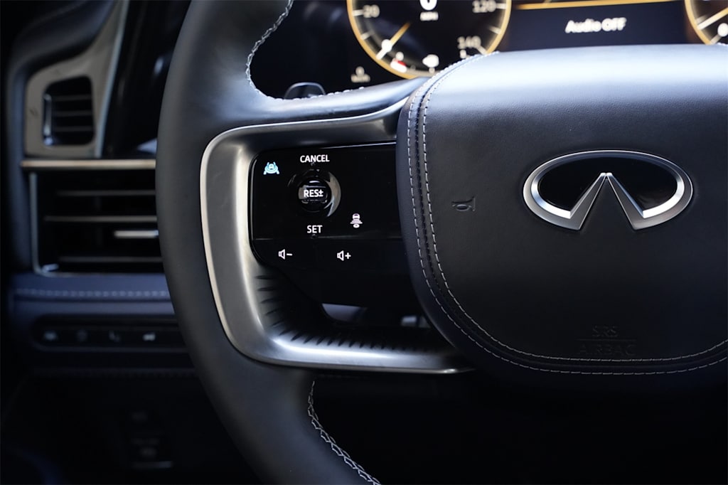 Thumbnail: 2026 INFINITI QX80 - 21