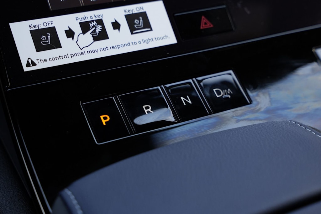 Thumbnail: 2026 INFINITI QX80 - 21