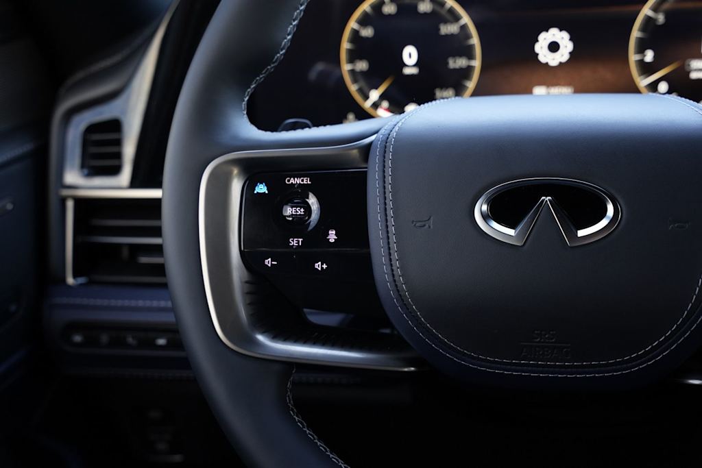 Thumbnail: 2026 INFINITI QX80 - 19