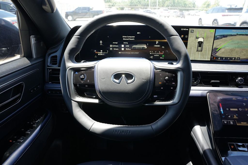 Thumbnail: 2026 INFINITI QX80 - 9