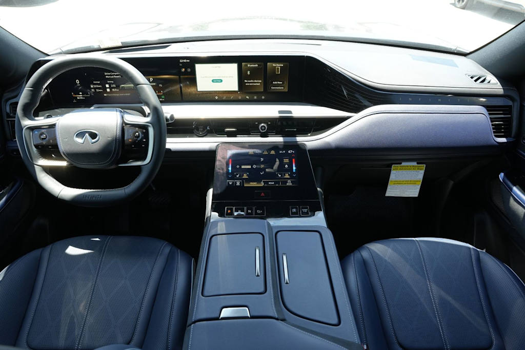 Thumbnail: 2026 INFINITI QX80 - 2