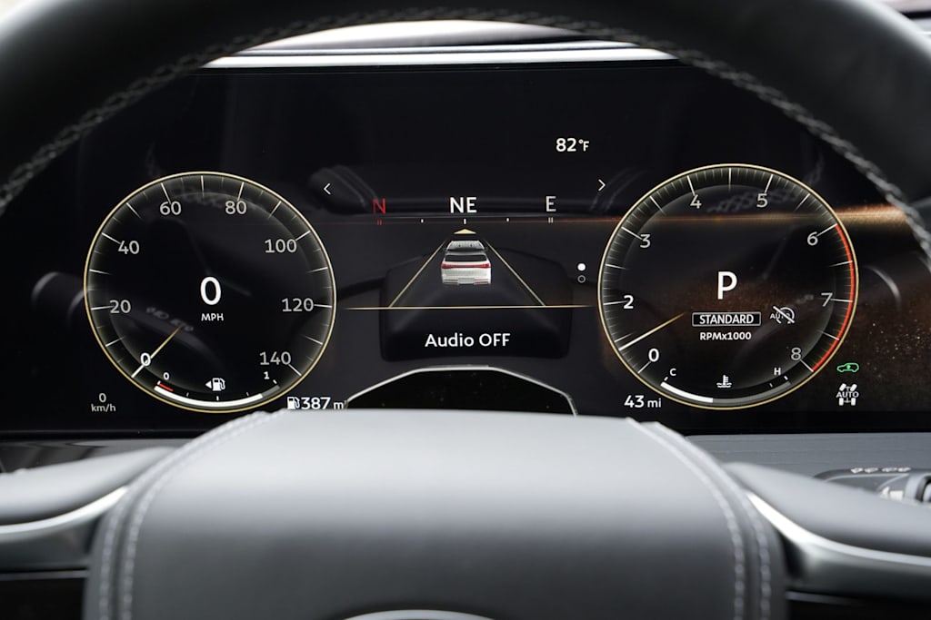 Thumbnail: 2025 INFINITI QX80 - 17