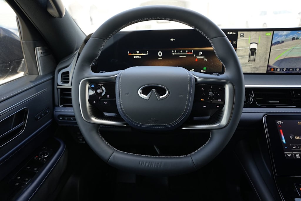 Thumbnail: 2026 INFINITI QX80 - 10