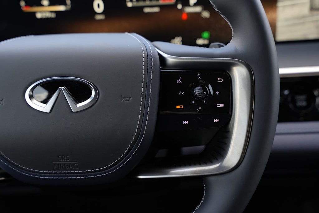 Thumbnail: 2026 INFINITI QX80 - 22
