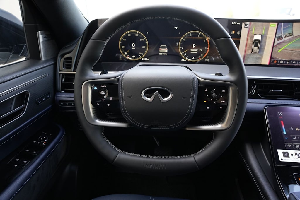 Thumbnail: 2026 INFINITI QX80 - 8
