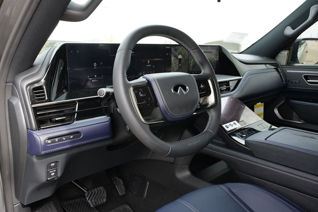 Thumbnail: 2026 INFINITI QX80 - 12