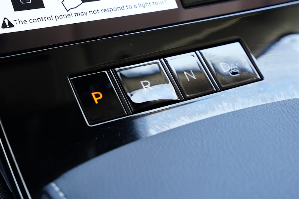 Thumbnail: 2025 INFINITI QX80 - 24