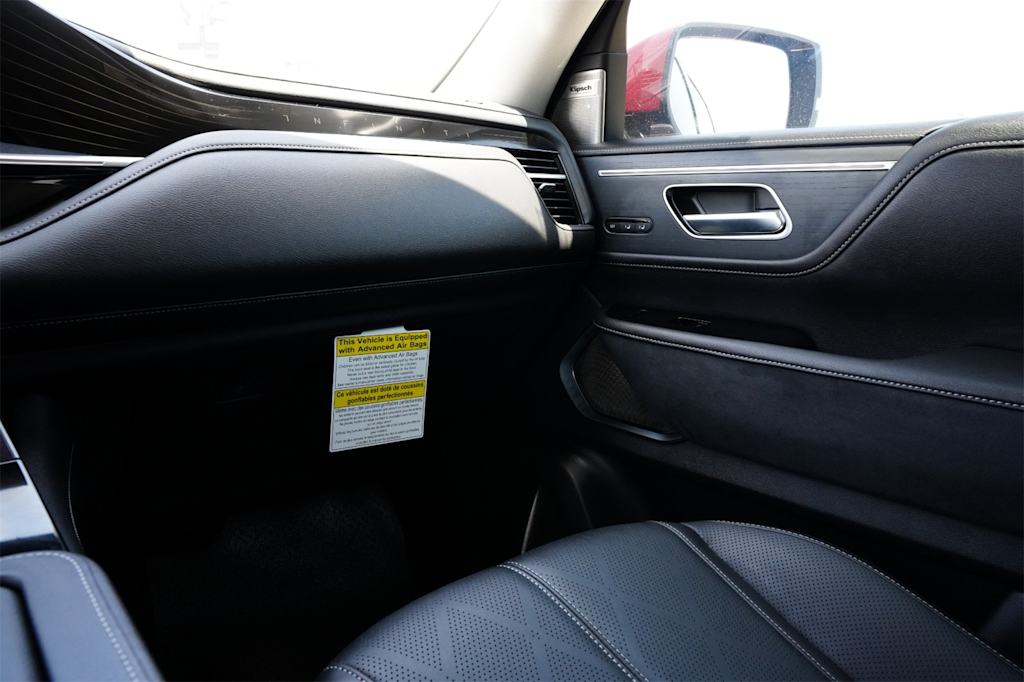 Thumbnail: 2025 INFINITI QX80 - 20