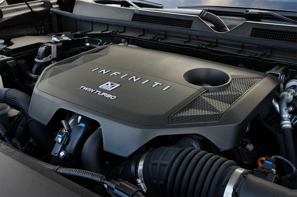 Thumbnail: 2025 INFINITI QX80 - 9