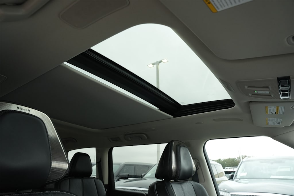 Thumbnail: 2025 INFINITI QX80 - 28