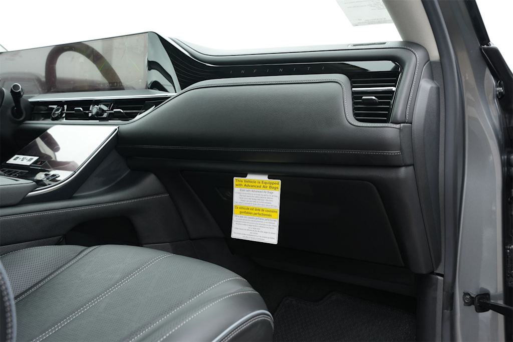 Thumbnail: 2025 INFINITI QX80 - 27