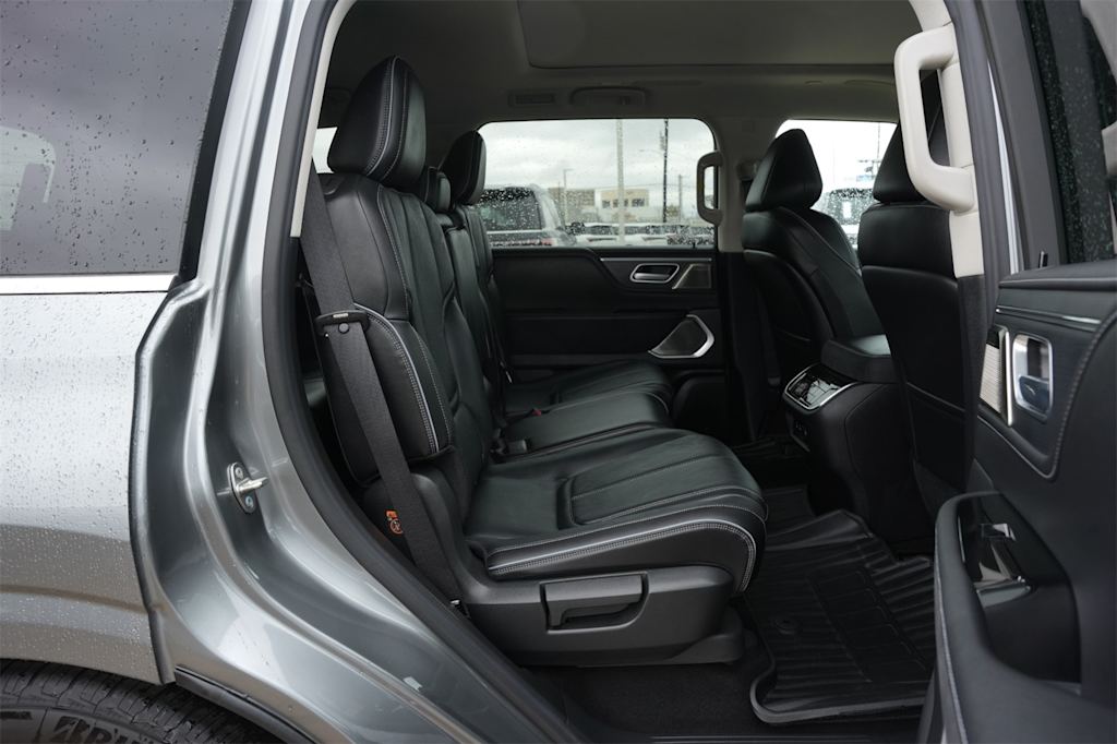 Thumbnail: 2025 INFINITI QX80 - 26