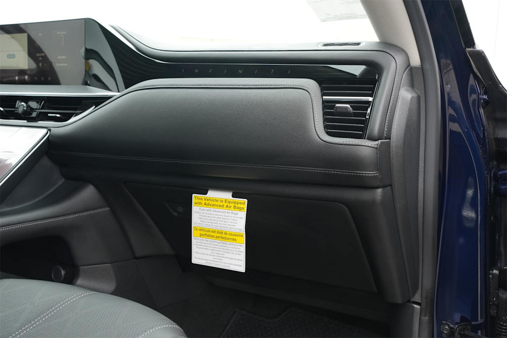 Thumbnail: 2025 INFINITI QX80 - 27