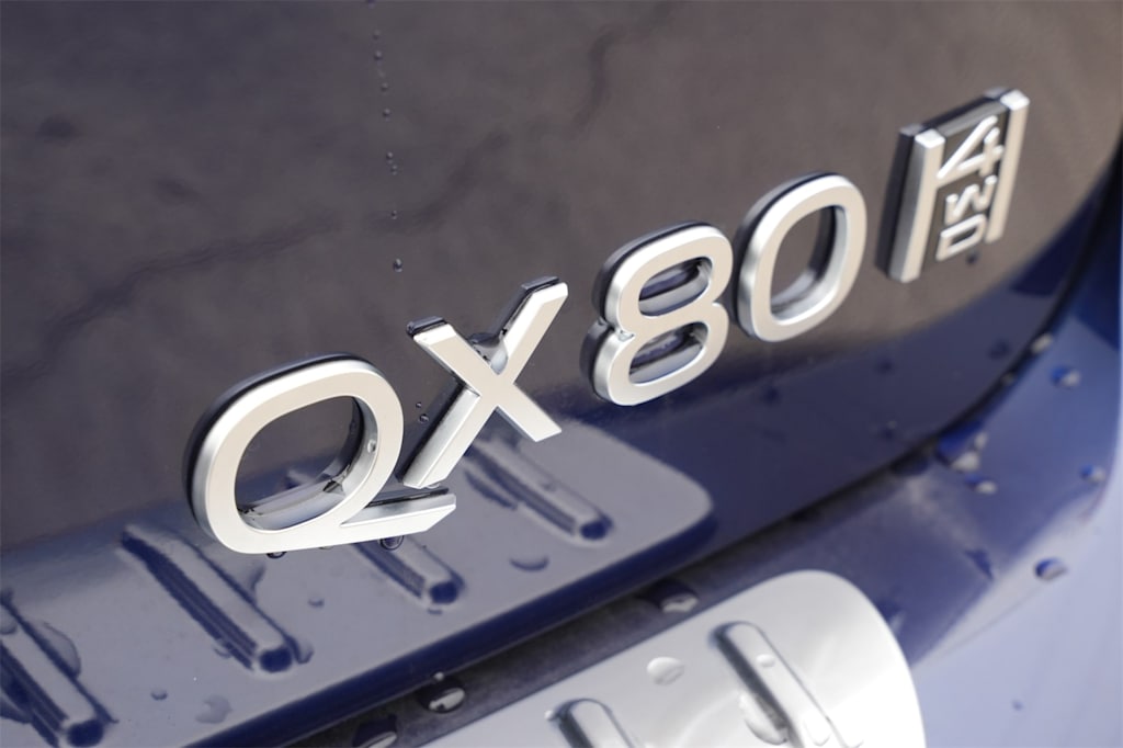 Thumbnail: 2025 INFINITI QX80 - 7