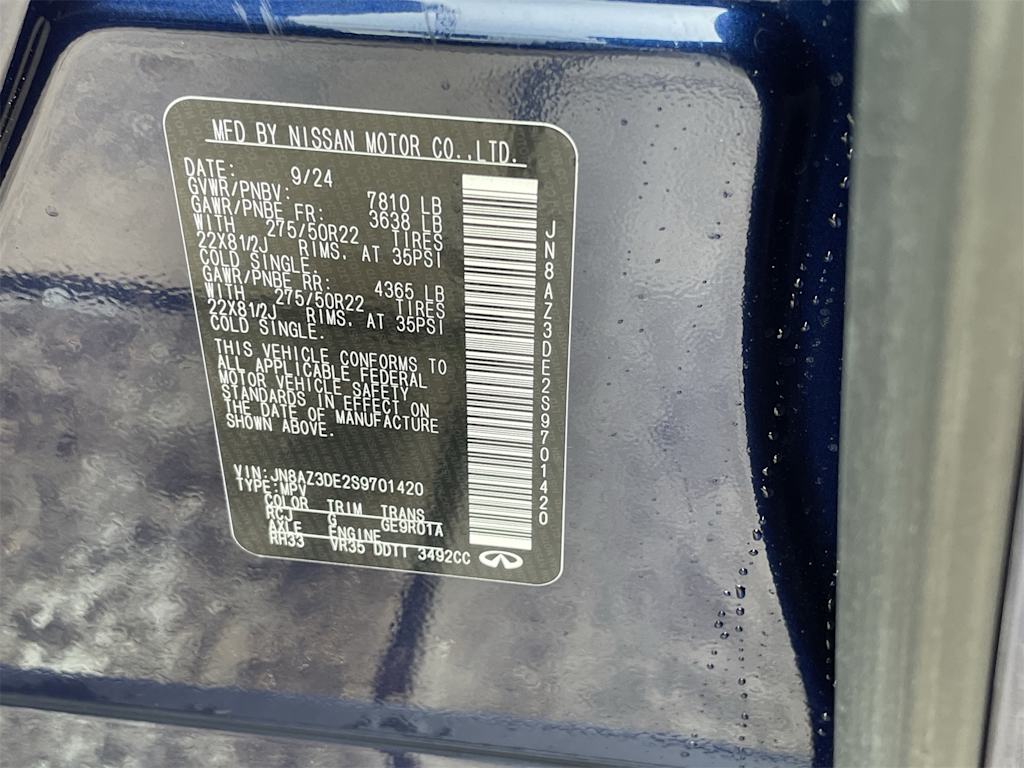 Thumbnail: 2025 INFINITI QX80 - 18