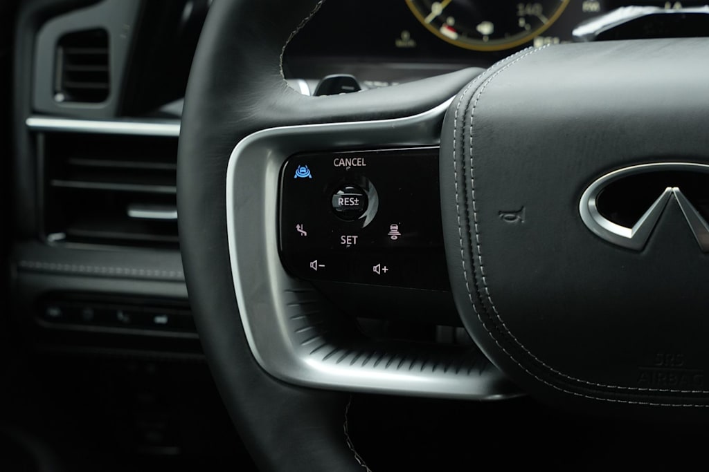 Thumbnail: 2025 INFINITI QX80 - 21