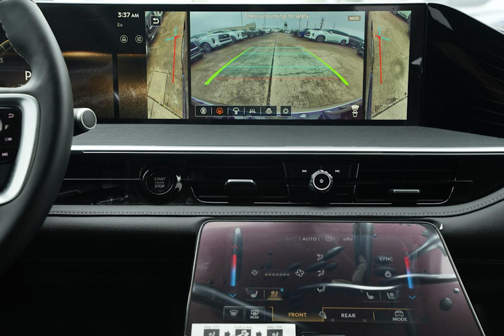 Thumbnail: 2025 INFINITI QX80 - 23