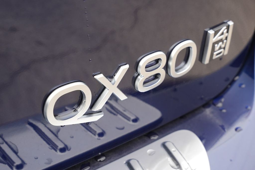 Thumbnail: 2025 INFINITI QX80 - 7