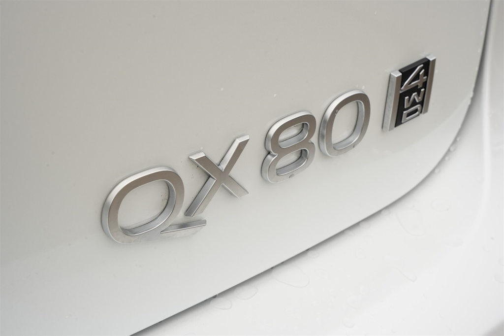 Thumbnail: 2025 INFINITI QX80 - 7