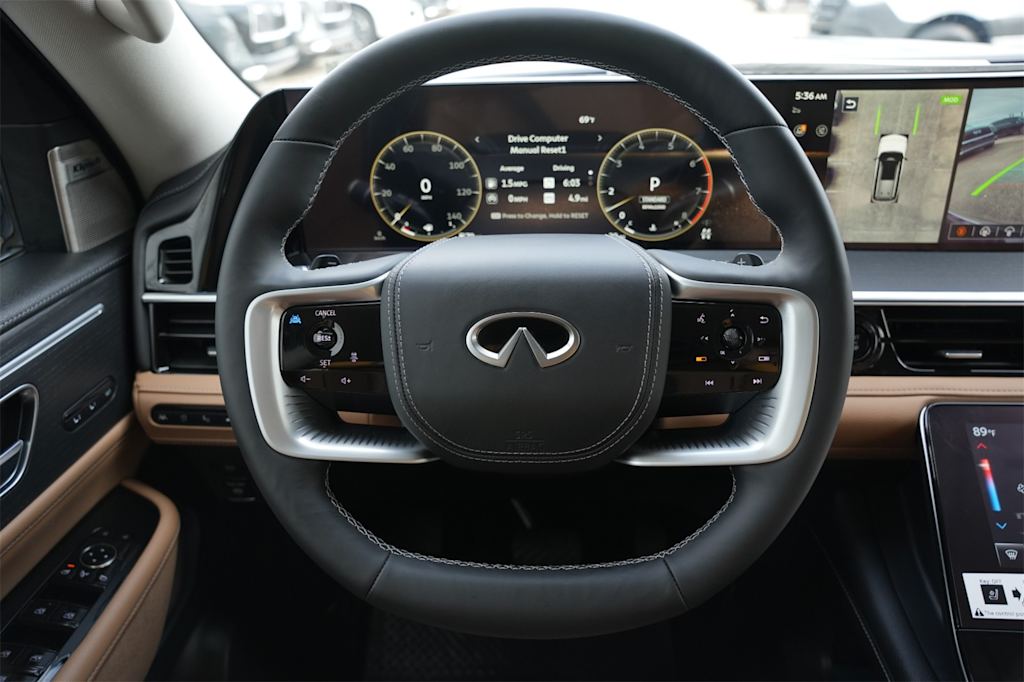 Thumbnail: 2025 INFINITI QX80 - 10