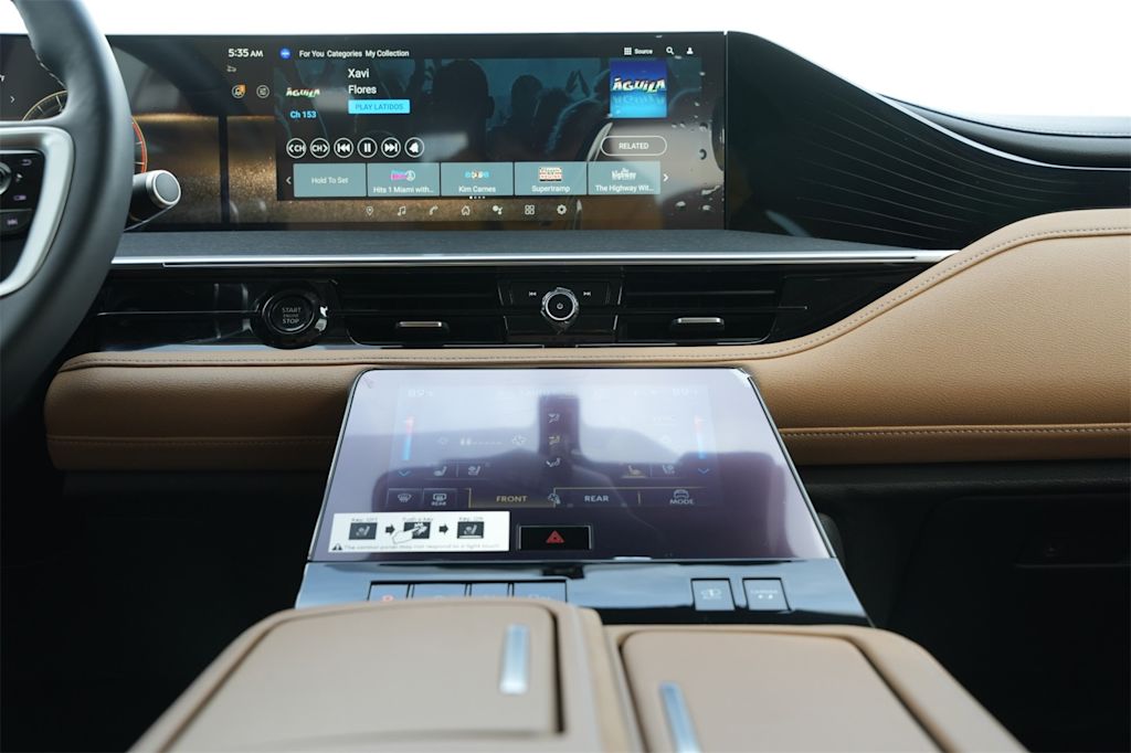 Thumbnail: 2025 INFINITI QX80 - 15