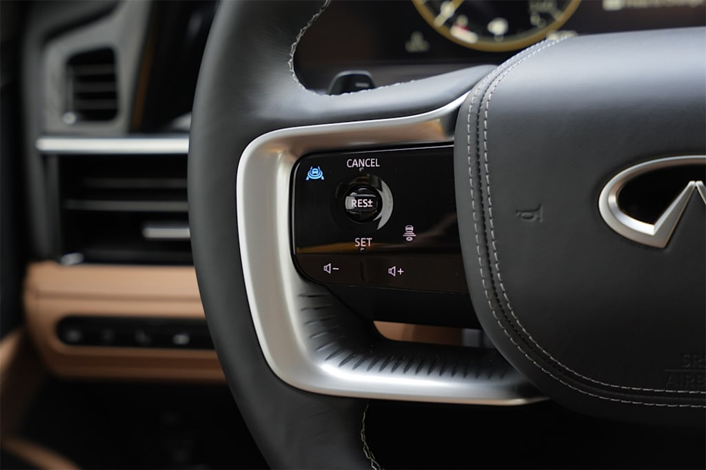 Thumbnail: 2025 INFINITI QX80 - 21