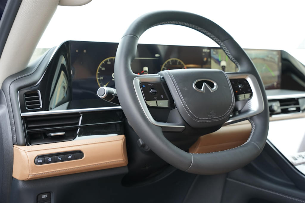 Thumbnail: 2025 INFINITI QX80 - 14