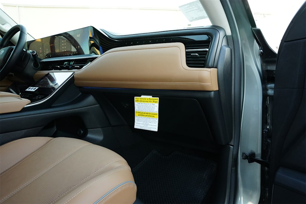 Thumbnail: 2025 INFINITI QX80 - 26