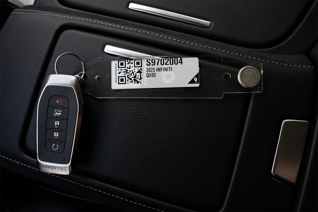 Thumbnail: 2025 INFINITI QX80 - 29