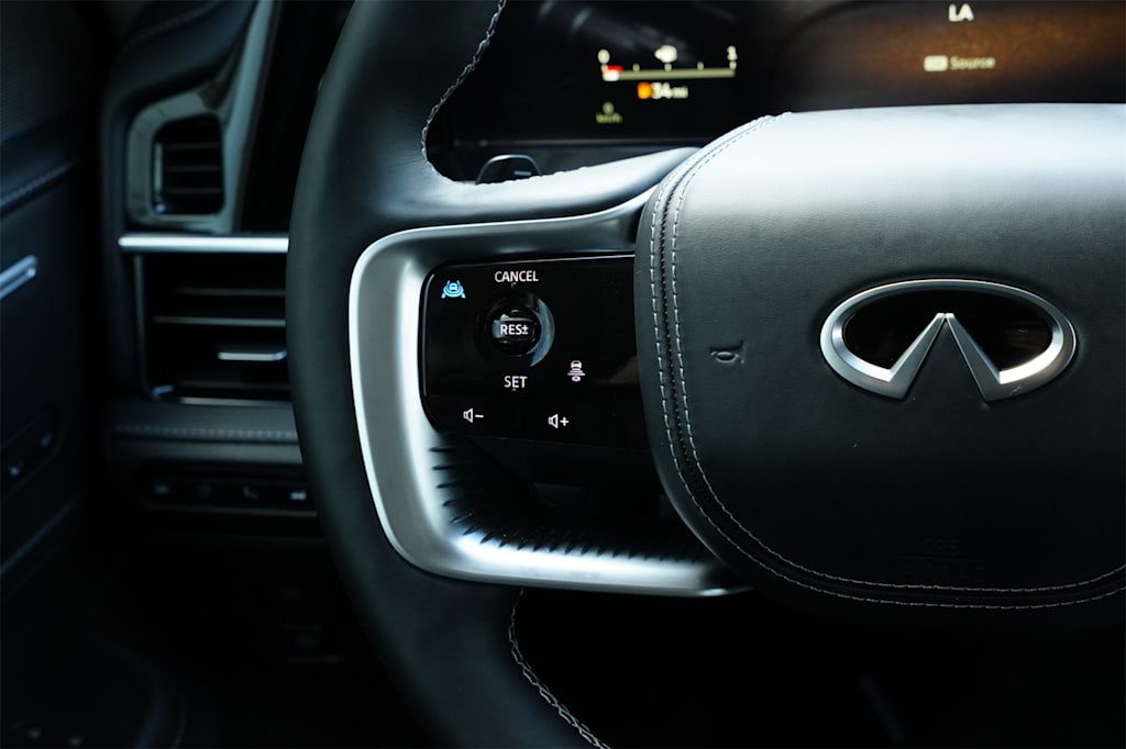 Thumbnail: 2025 INFINITI QX80 - 20