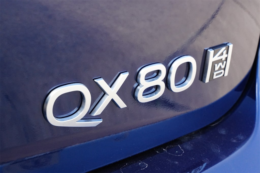 Thumbnail: 2025 INFINITI QX80 - 7