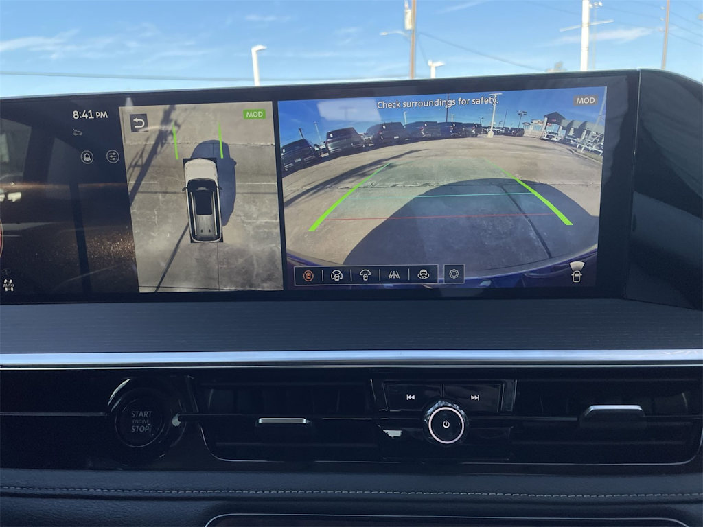 Thumbnail: 2025 INFINITI QX80 - 24