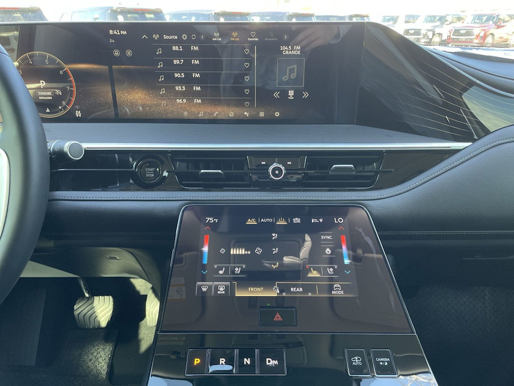 Thumbnail: 2025 INFINITI QX80 - 23