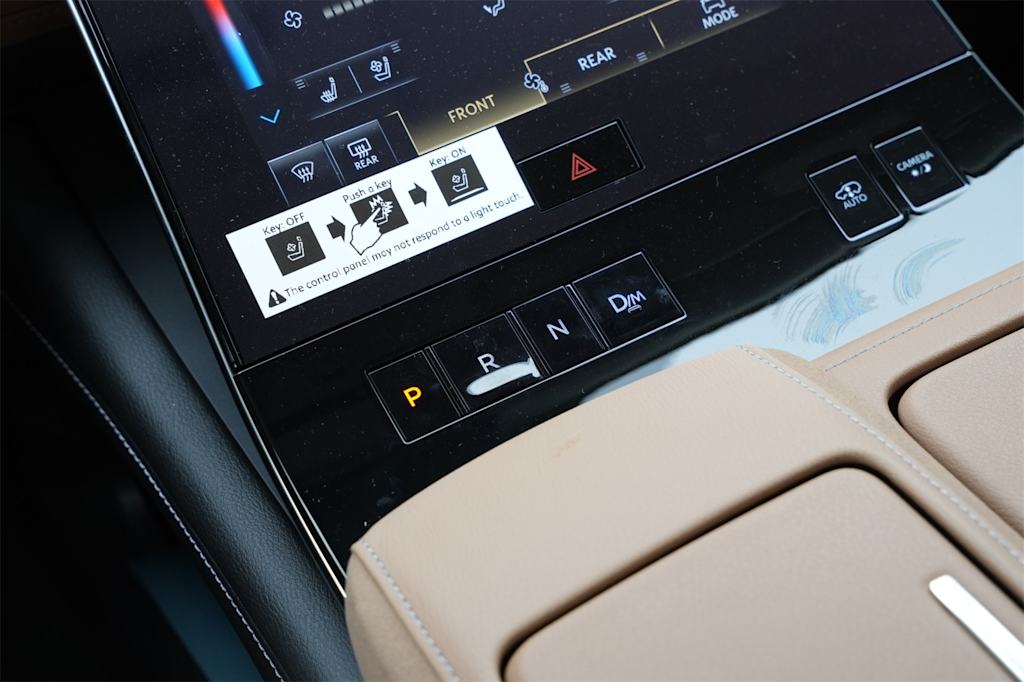 Thumbnail: 2025 INFINITI QX80 - 24