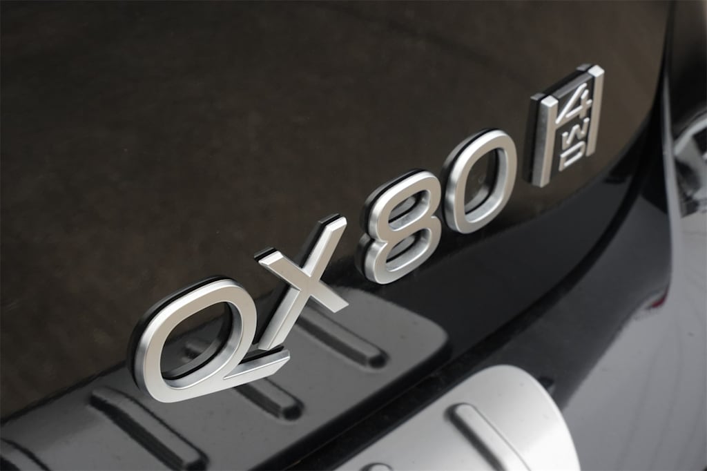Thumbnail: 2025 INFINITI QX80 - 6