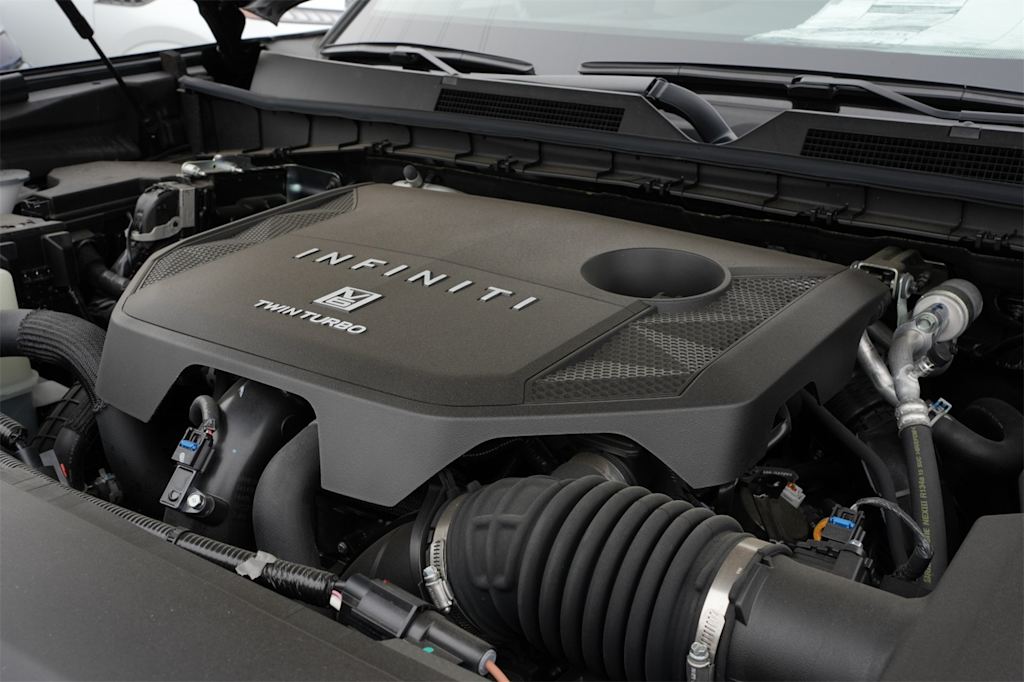 Thumbnail: 2025 INFINITI QX80 - 8