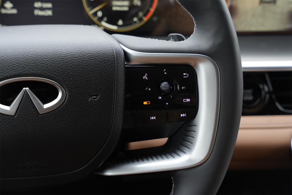 Thumbnail: 2025 INFINITI QX80 - 22