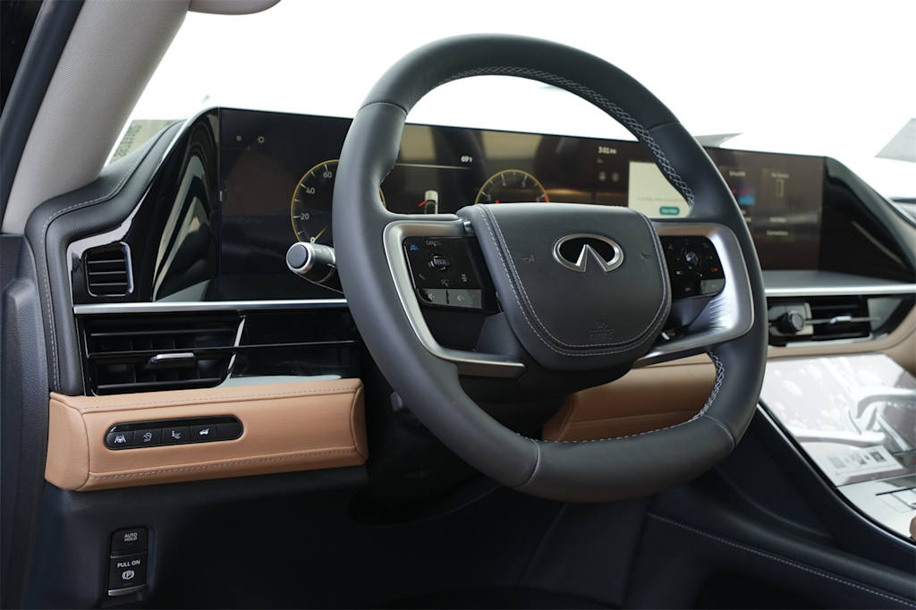 Thumbnail: 2025 INFINITI QX80 - 12