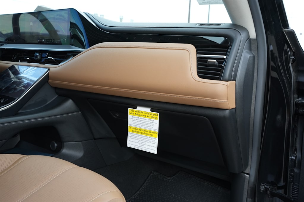 Thumbnail: 2025 INFINITI QX80 - 28