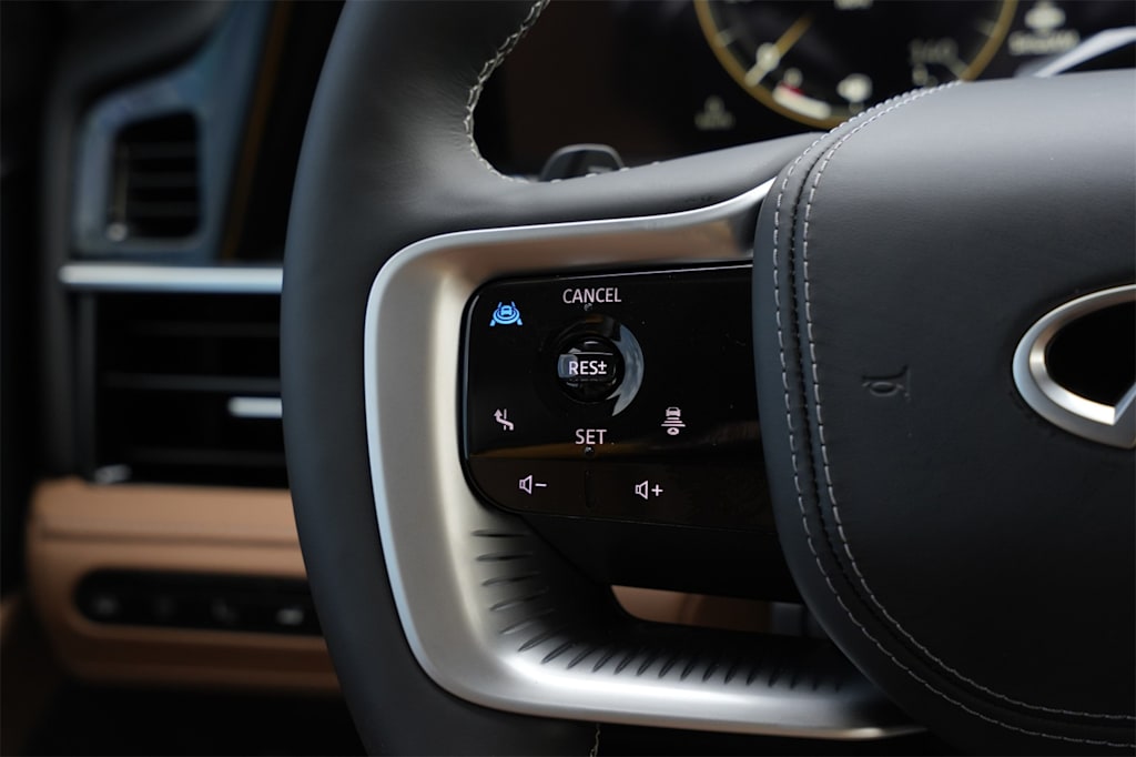 Thumbnail: 2025 INFINITI QX80 - 23