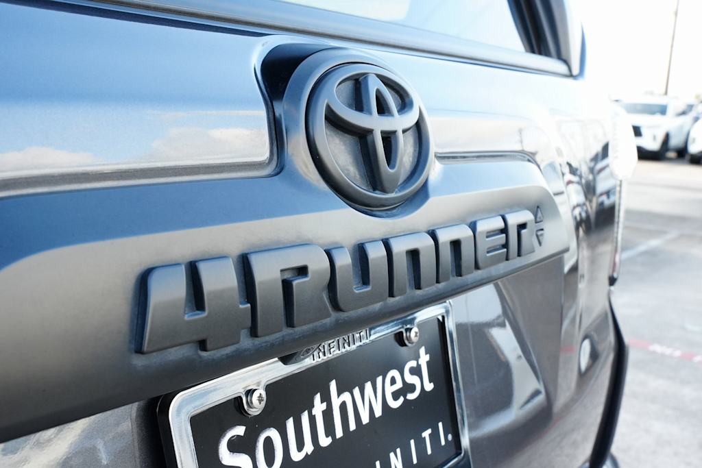 2023 Toyota 4Runner TRD Off Road 6