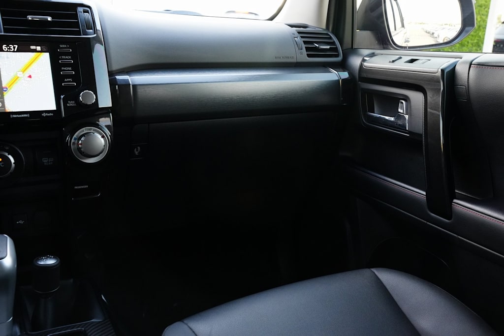 2023 Toyota 4Runner TRD Off Road 9
