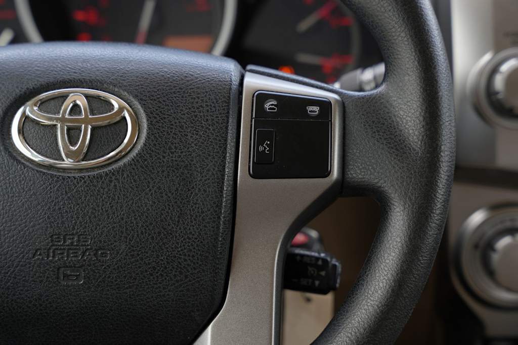 Thumbnail: 2012 Toyota 4Runner - 21