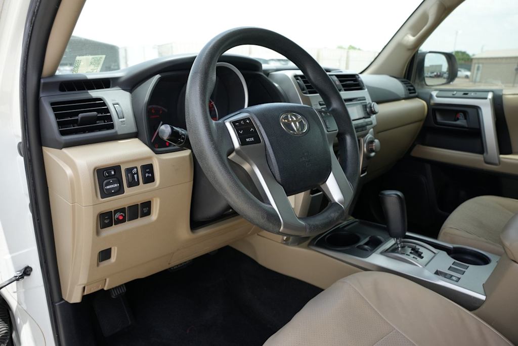 Thumbnail: 2012 Toyota 4Runner - 13