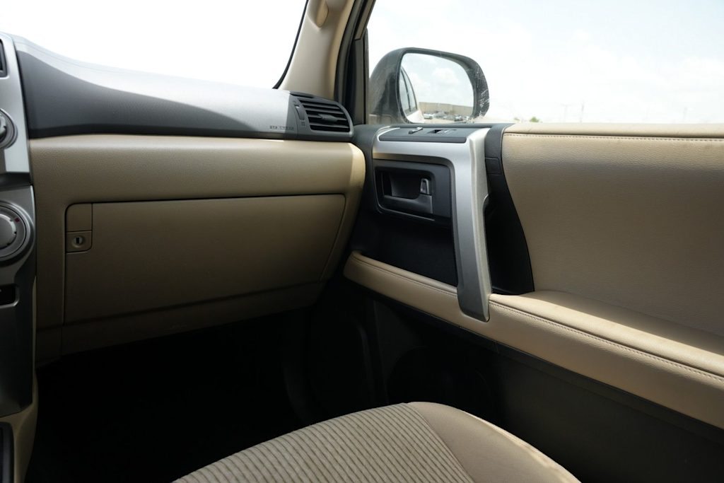 Thumbnail: 2012 Toyota 4Runner - 19