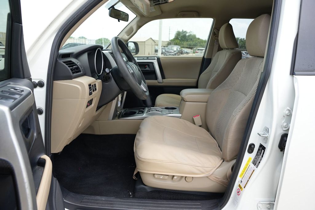 Thumbnail: 2012 Toyota 4Runner - 10